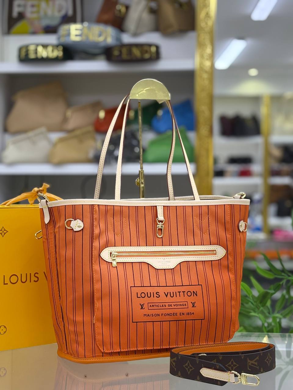 BrandsbyMaya